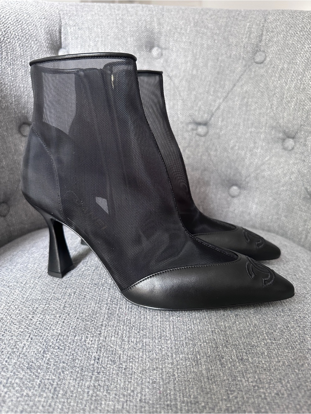 Chanel 26B Black Mesh Lambskin Leather CC Logo Cap Toe Ankle Boots 37.5 fits 38